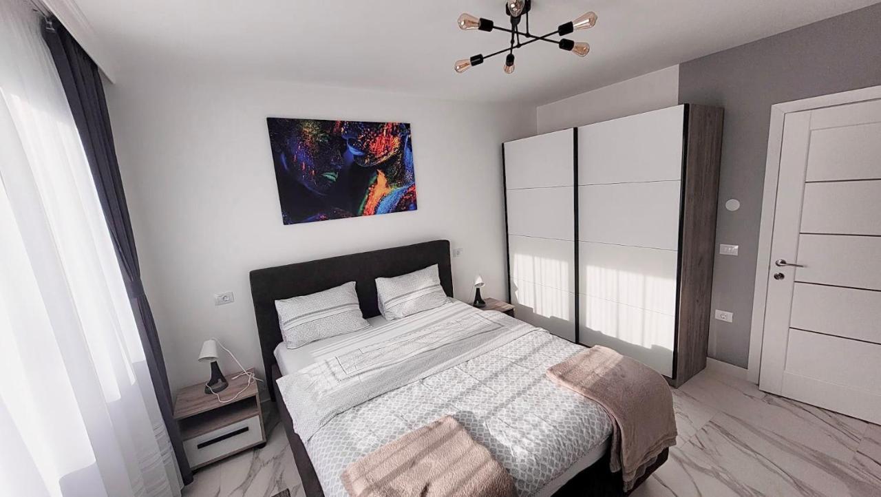 Apartamento Magic Mirror Satu Mare Exterior foto